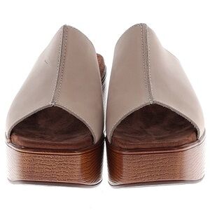 House of Harlow 1960 Women's Brown Mules